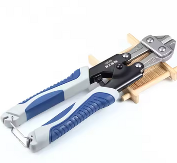 High-quality pliers designed for cutting stainless steel chains, featuring a robust and durable construction. These thick chain cutters are user-friendly and ideal for jewelry DIY projects.