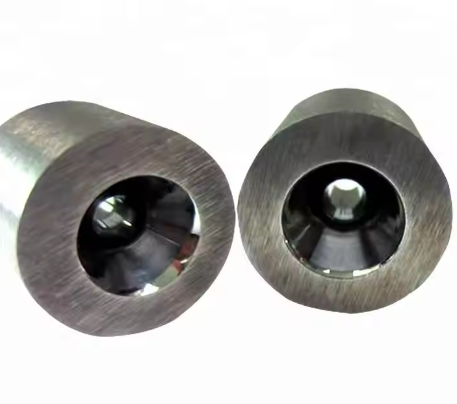 Manufacturer of carbide dies, including PCD wire drawing dies and TC wire drawing dies.